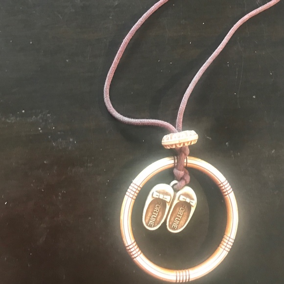 Wooden Necklace VGC - Picture 2 of 3